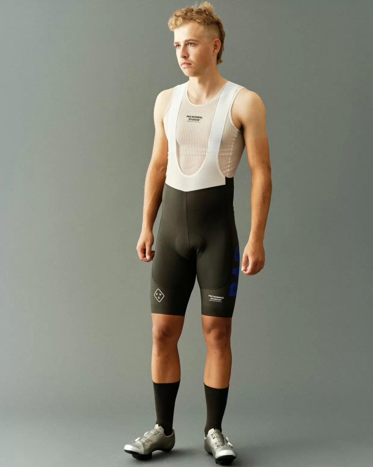 mens_pas_mechanism_pro_bibs___dark_olive_3-1.webp Bibs^Pas Normal Studios Men's PAS Mechanism Pro Bibs — Dark Olive