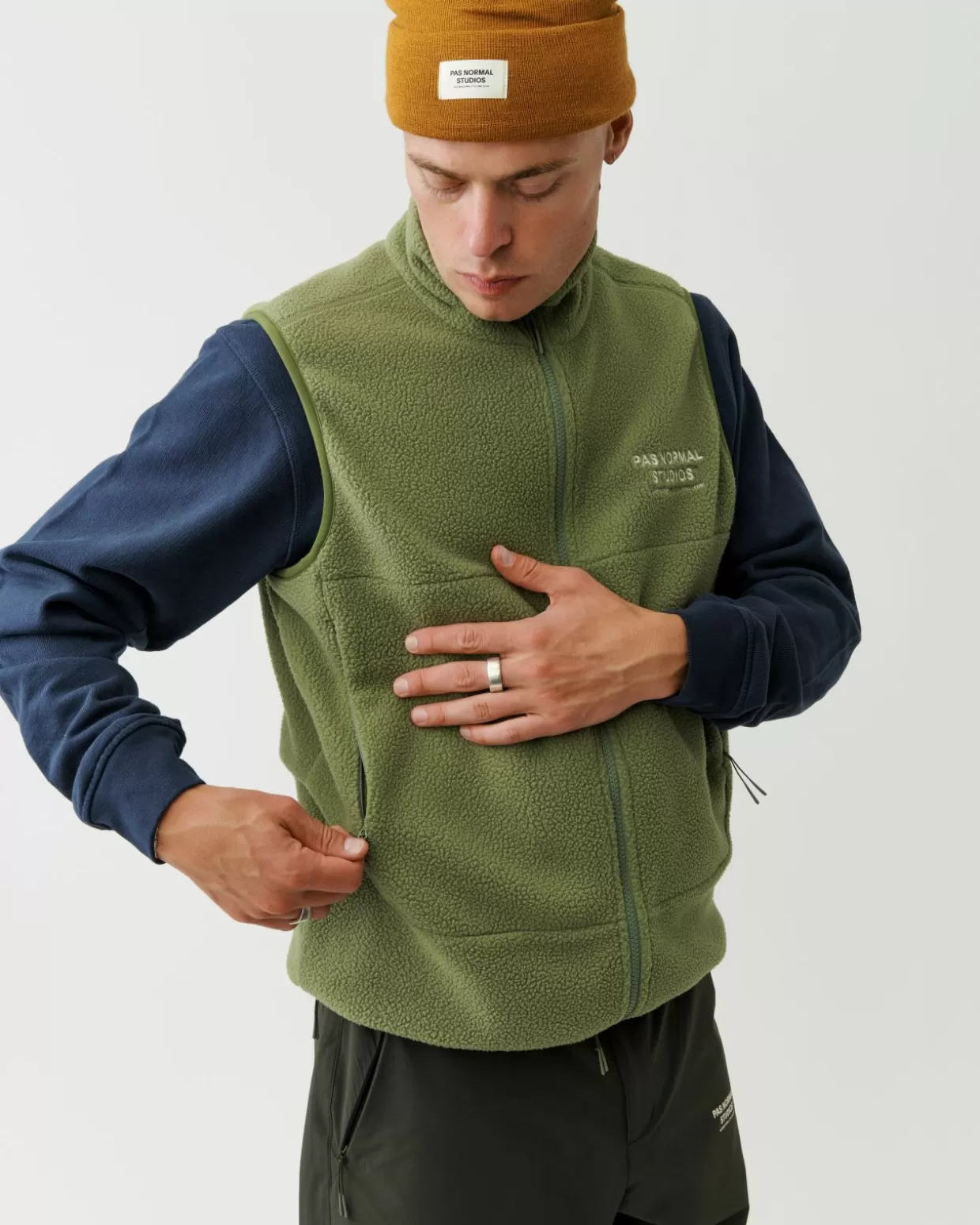 offrace_fleece_vest___army_green_3-1.webp Casual | Casual^Pas Normal Studios Off-Race Fleece Vest — Army Green
