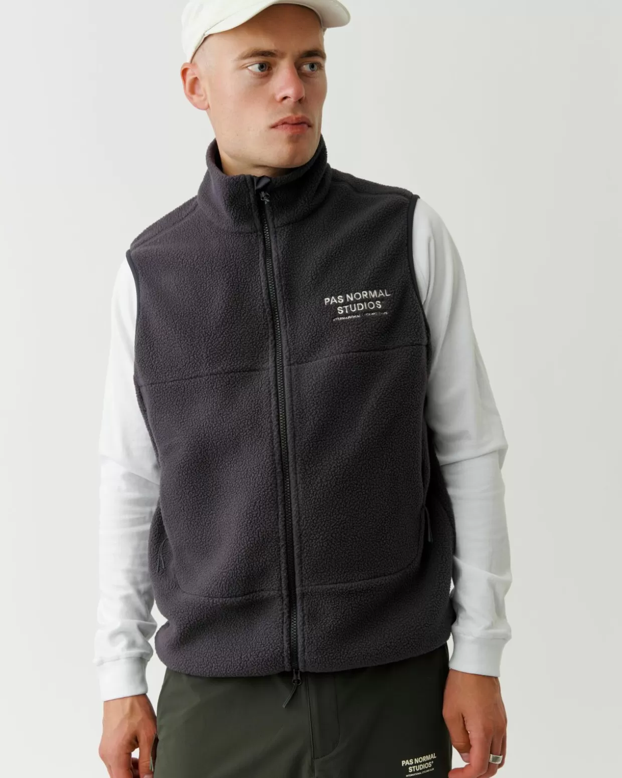 offrace_fleece_vest___deep_grey_3-1.webp Casual | Casual^Pas Normal Studios Off-Race Fleece Vest — Deep Grey