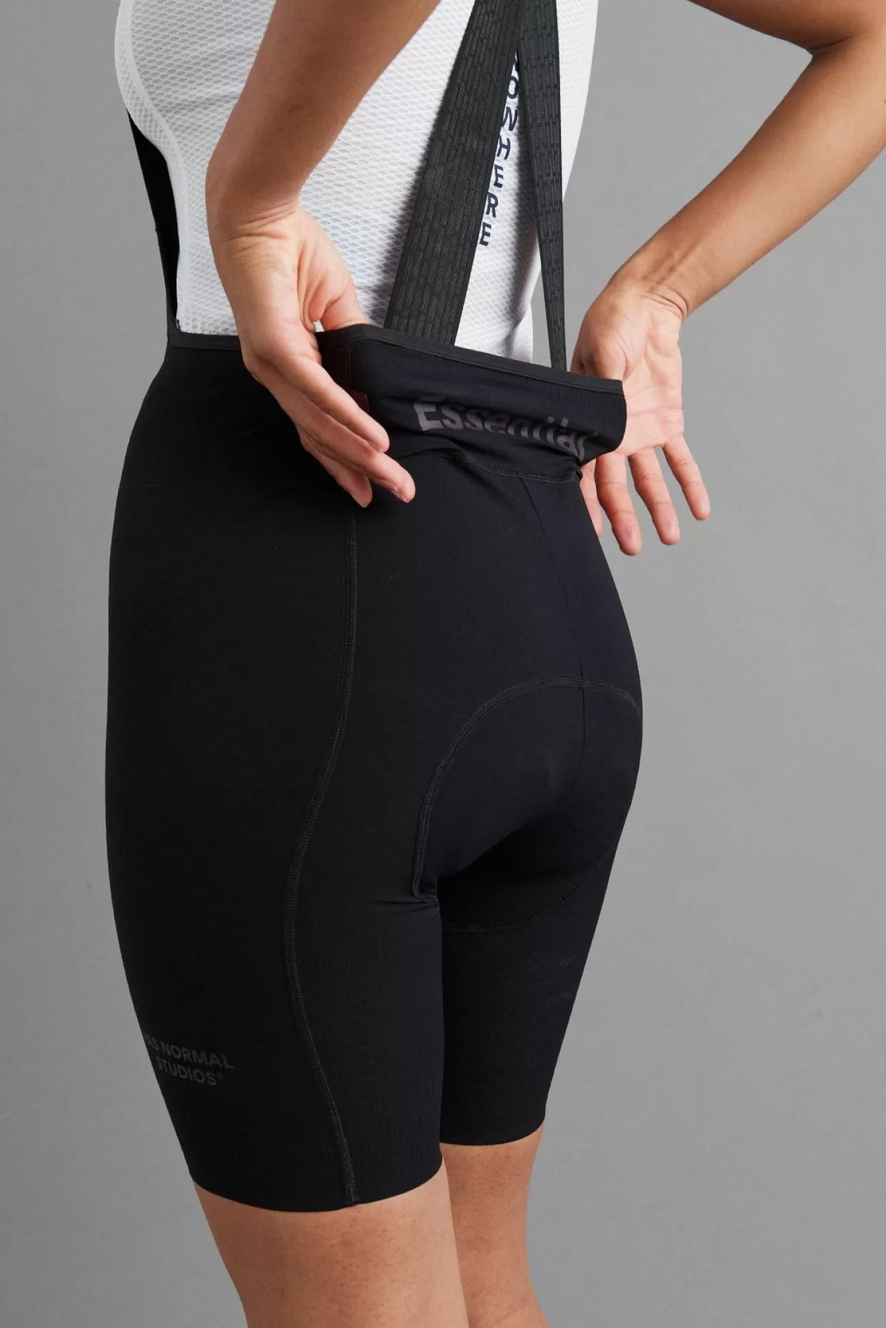 womens_essential_light_bibs___black_5-1.webp Bibs^Pas Normal Studios Women's Essential Light Bibs — Black